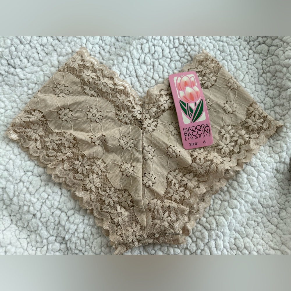 Vintage NWT Isadora Paccini Lingerie Women's Tan Lace Cheeky Panty